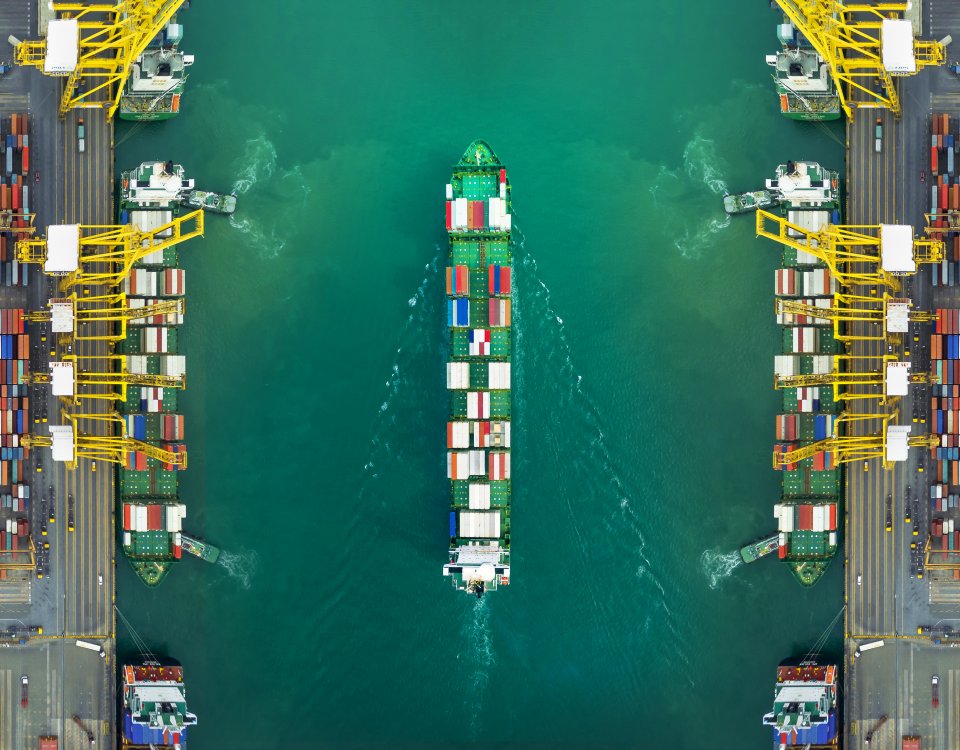 break bulk and container shipping via ocean freight